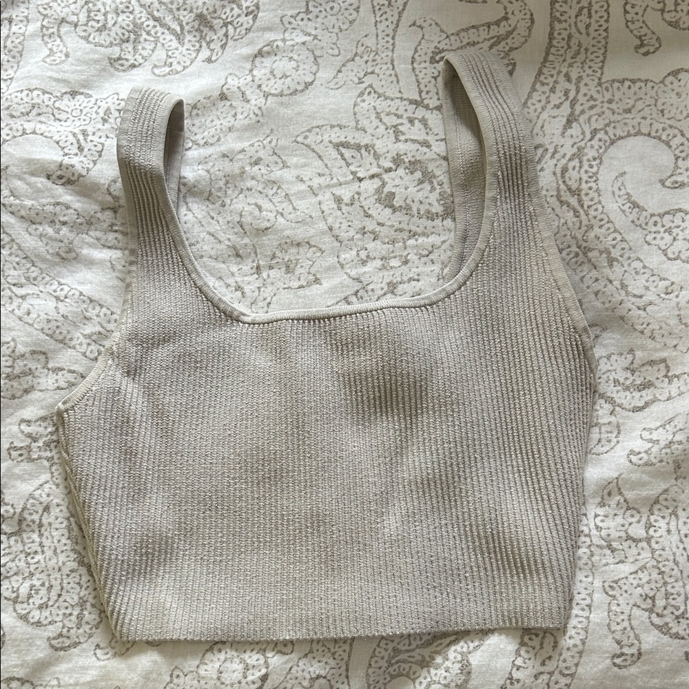 Babaton Ribbed Cream Crop Top